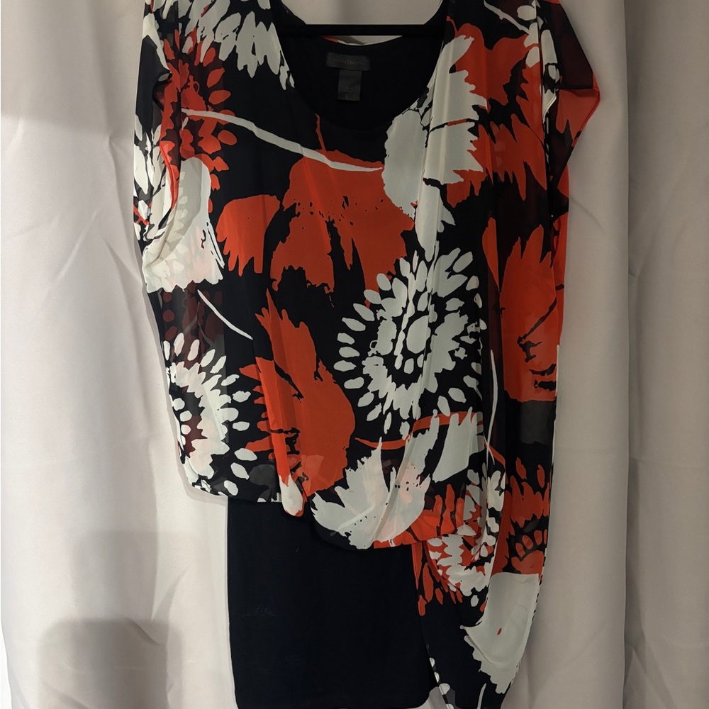 Miracle body summer dress built in.
L